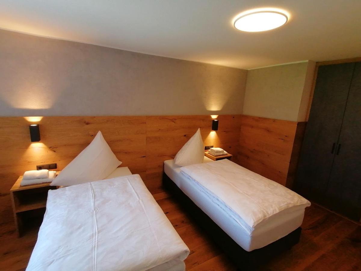 Ferienwohnungen Strass Im Zillertal Exterior photo