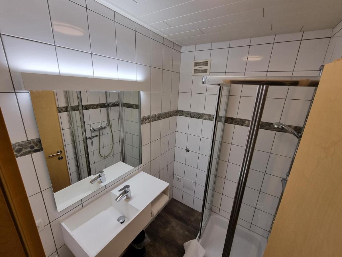 Ferienwohnungen Strass Im Zillertal Exterior photo